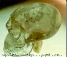 Cranio Cristal Maia Cranio Cristal Maia o crânio violeta.