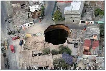 Sinkhole da guatémala na guatemala.