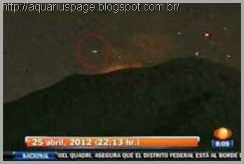 Ovni Sobrevoando Cratera Vulcao óvni gigante penetra o vulcão popocatepetl.