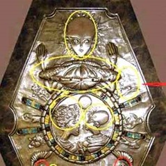 Medalhao Egipcio Et Medalhao Egipcio Et o medalhão egípcio de um deus astronauta.