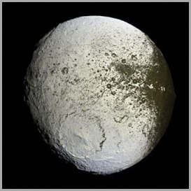 Iapetus Iapetus iapetus – uma enorme nave mãe abandonada na orbita de saturno.