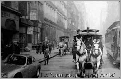 Deslizamento no Tempo Deslizamento no Tempo carro fotografado 100 anos antes de ser produzido e alguns casos de deslizamentos no tempo.