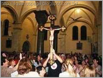 Sai Baba Crenca Crista Sai Baba Crenca Crista a árvore de natal.