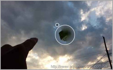 Ufos Forma Cubica Nuvem Texas Ufos Forma Cubica Nuvem Texas ufos cúbico dimensionais.