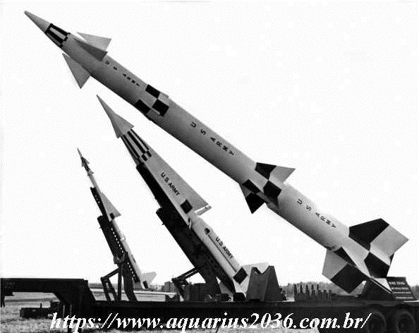 Misseis Defesa Aerea da Nike Hercules Zeus oficiais e senadores do pentágono dizem que os ovnis desativaram armas nucleares.